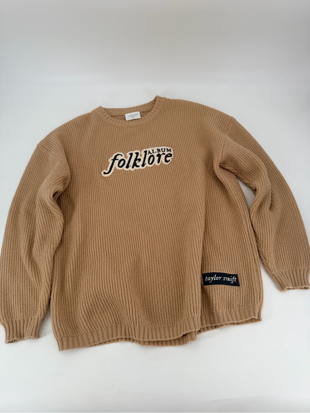 Taylor Swift Official Folklore Album Oversized Sweater Large - Picture 2 of 6